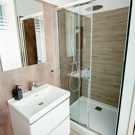 Lago Apartman Appartamento *